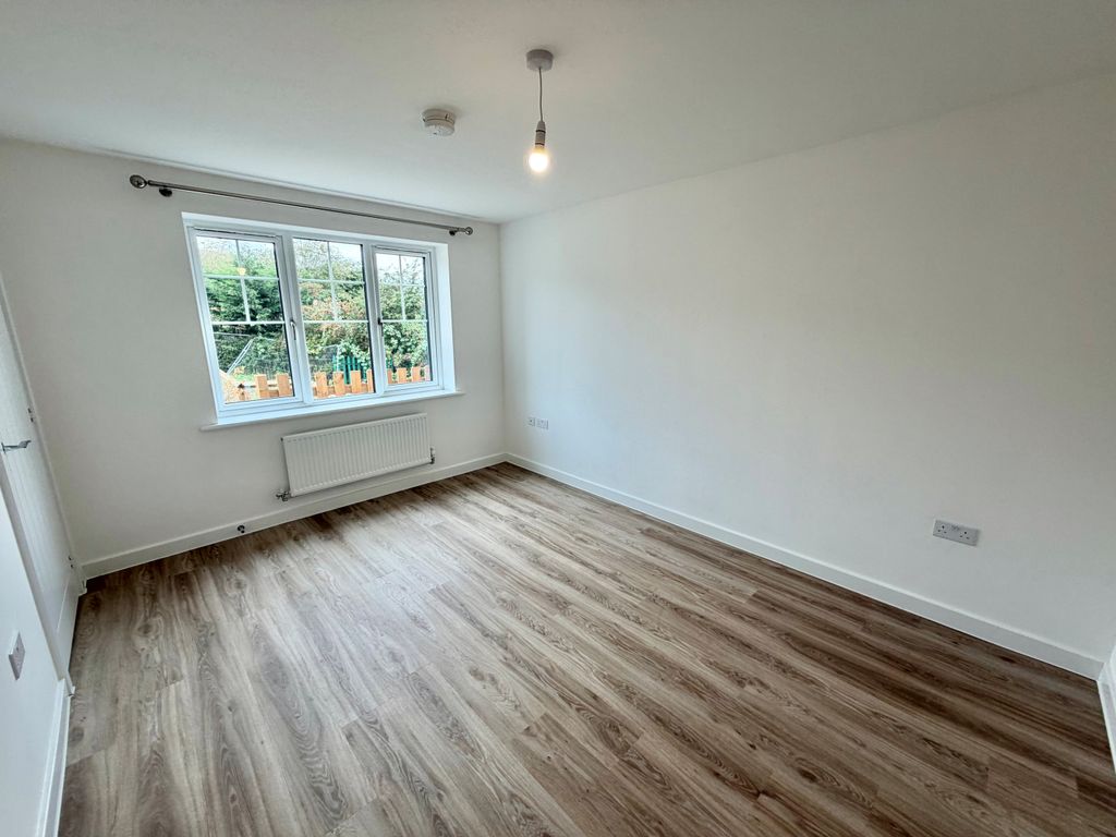 Property photo 1 of 14 Image