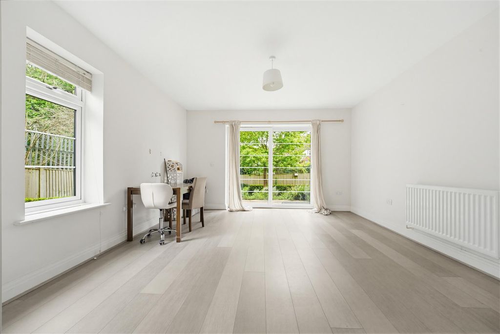 Property photo 3 of 9 Dsc09539.Jpg