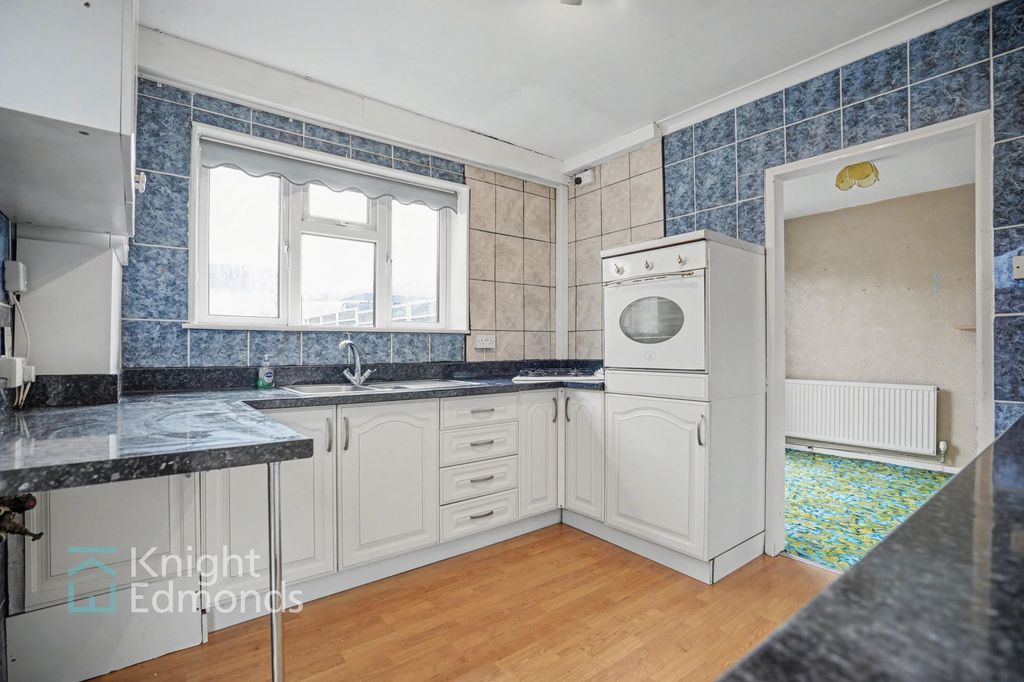 Property photo 1 of 15 Kitchen