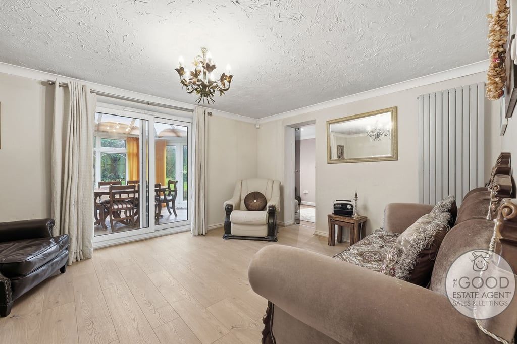 Property photo 2 of 19