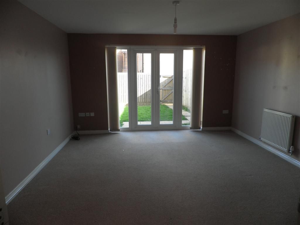 Property photo 3 of 9 Living Room