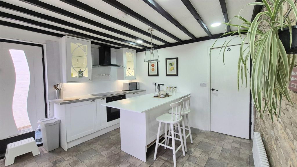 Property photo 2 of 36 Kitchen