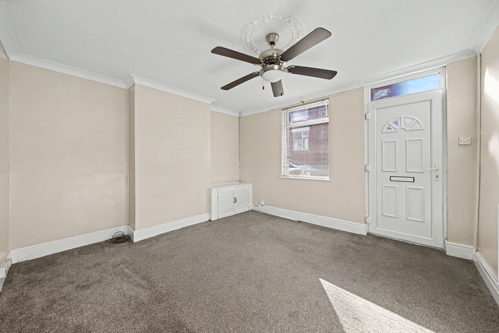 Property photo 2 of 19 Living Room