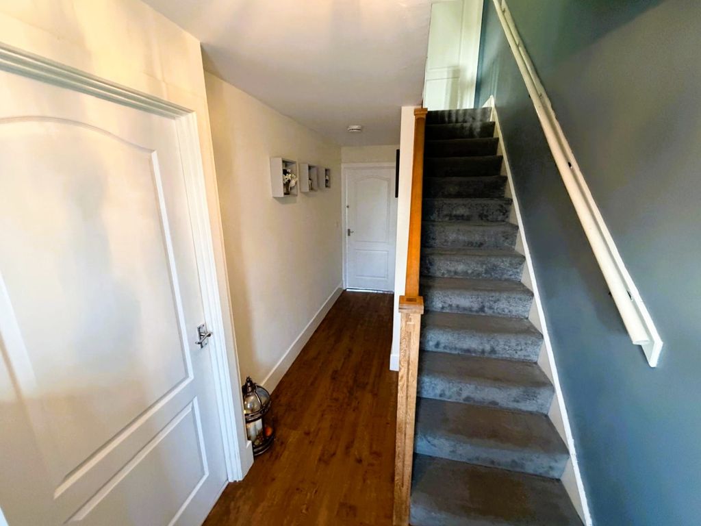 Property photo 2 of 16 Photo 4