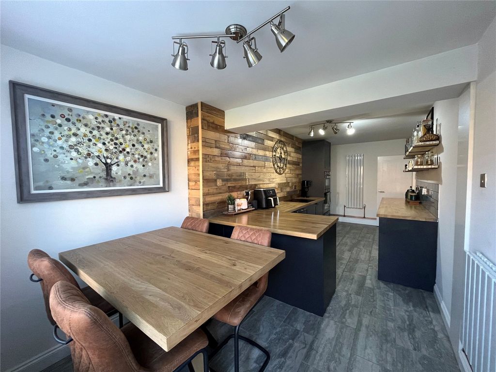 Property photo 3 of 26 Picture No. 54