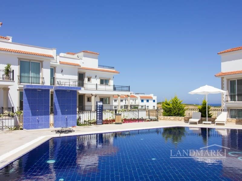 Property photo 2 of 33 2-Bedroom Ground Floor Apartment + Fully Furnished + Communal Pools + Restaurant + Spa Centre + Supermarket + Pharmacy + Walking Distance To The Beach Image No 2