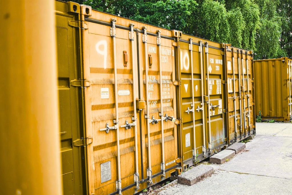 Property photo 3 of 7 External