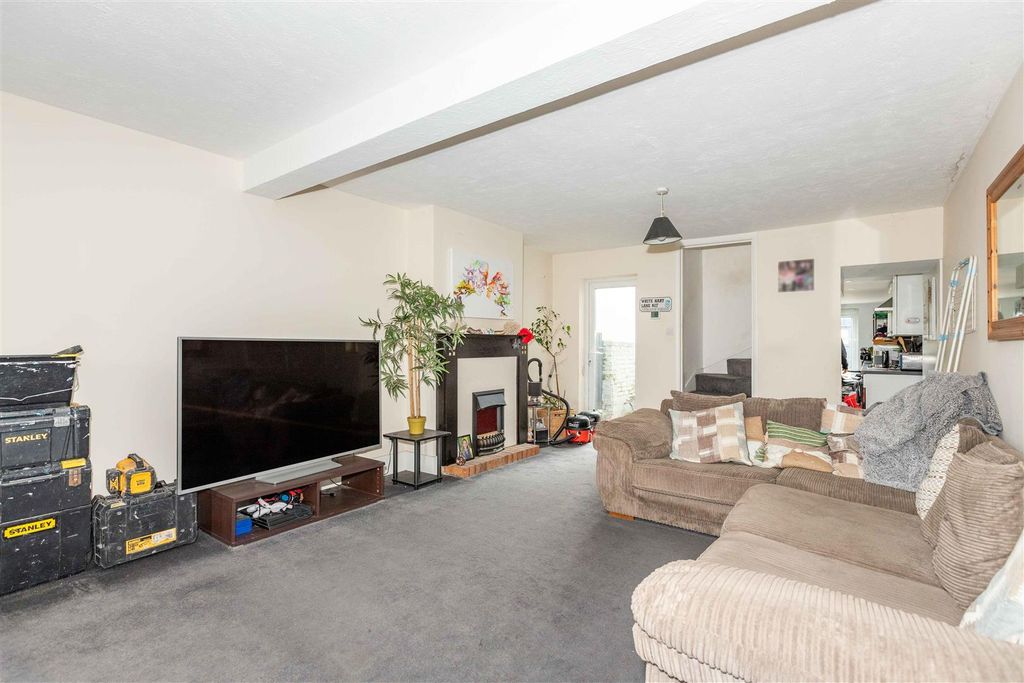 Property photo 2 of 13 Dunston-13.Jpg