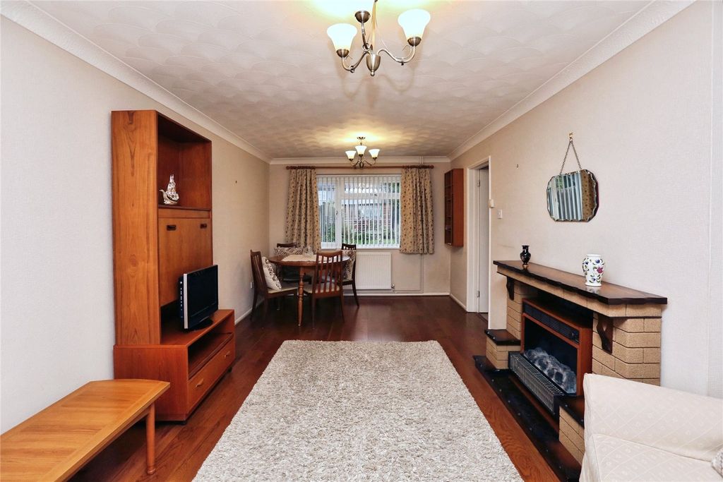 Property photo 2 of 15 Picture No. 19