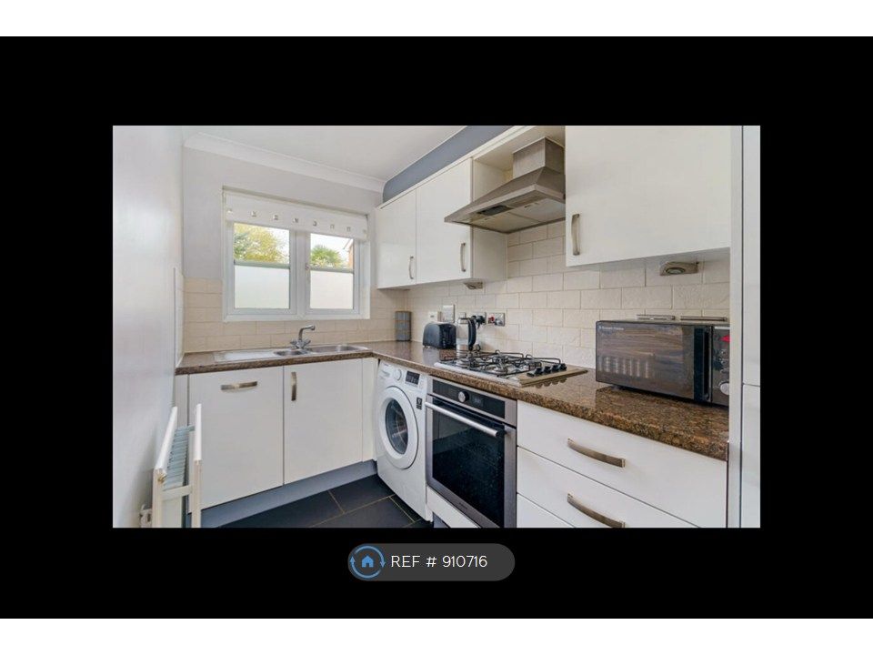 Property photo 3 of 25