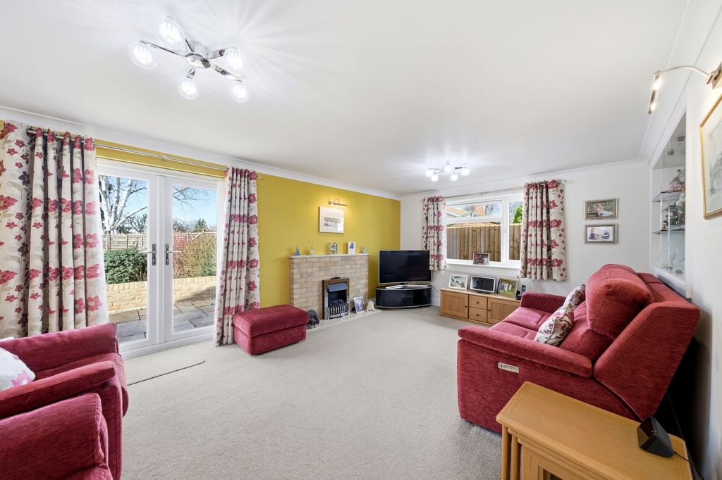 Property photo 3 of 25