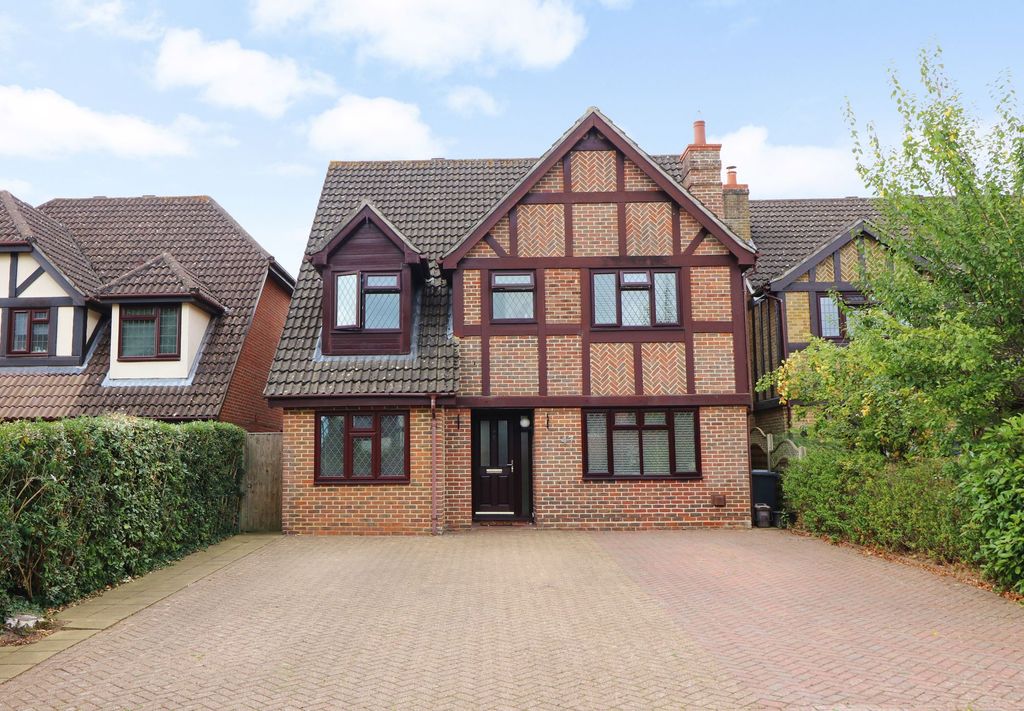 Property photo 1 of 24