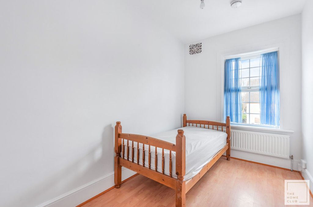 Property photo 3 of 10 Img_236_15_Original.Jpg
