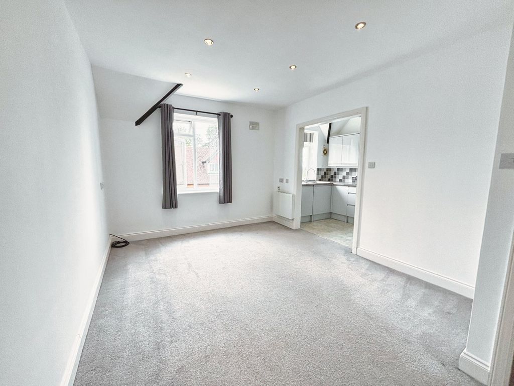 Property photo 3 of 6 Picture No. 05