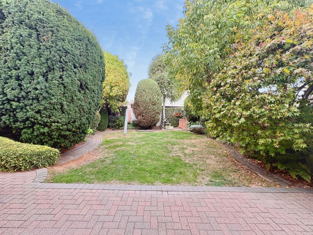 Property photo 3 of 15