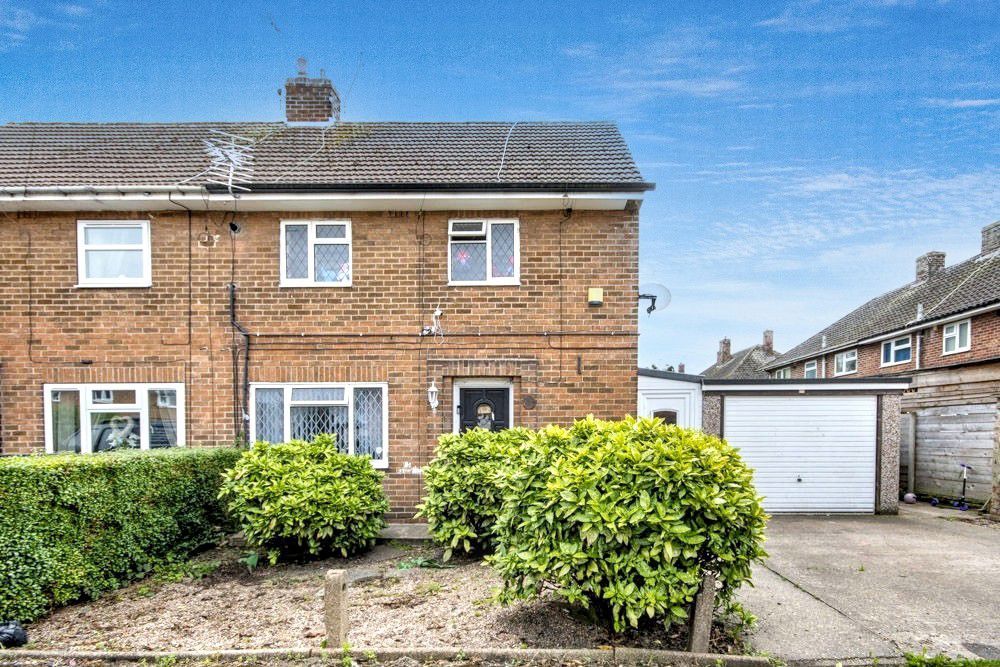 Property photo 2 of 18