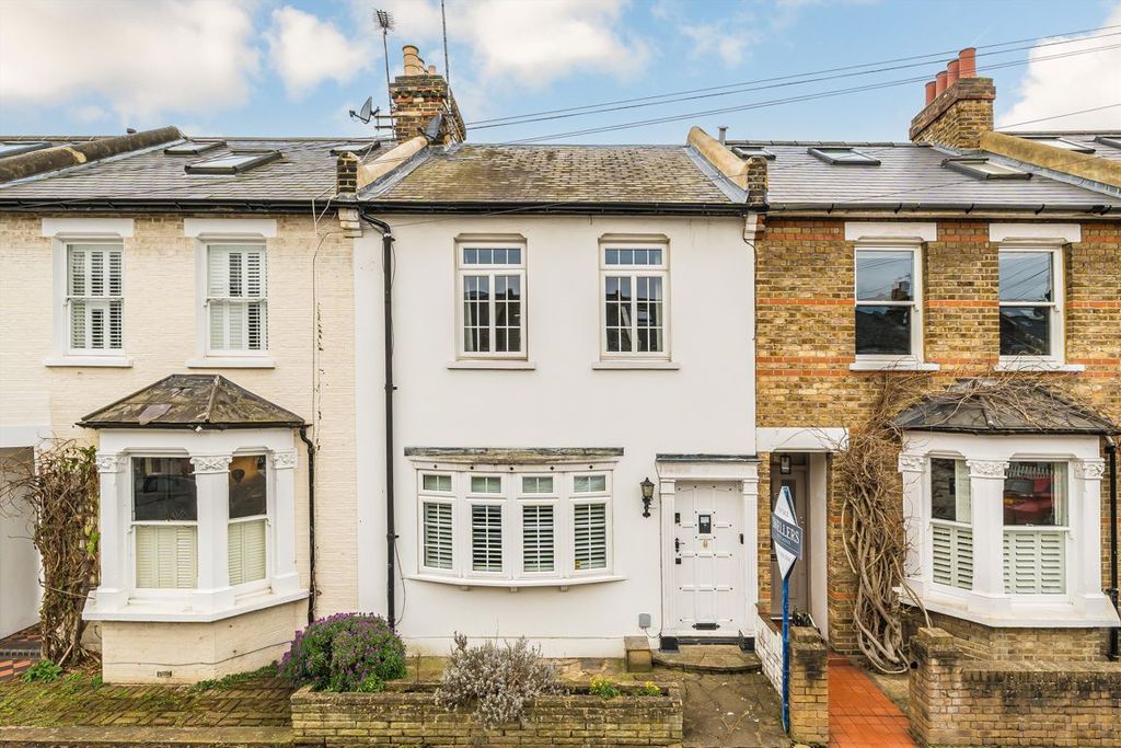 Property photo 1 of 10