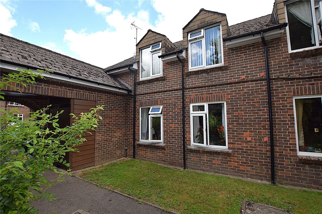 Property photo 1 of 17 Picture No. 03