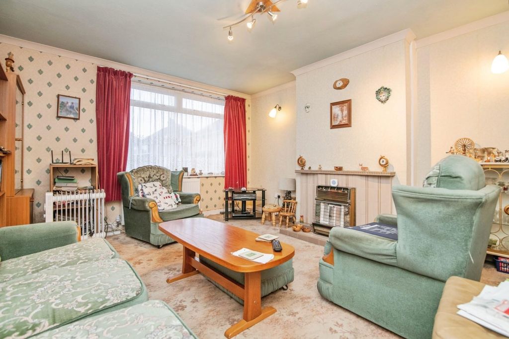 Property photo 3 of 22 Greenoak-2.Jpg