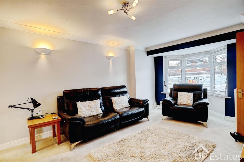 Property photo 3 of 22 0Dba7641-Img_6707_8_9.Jpg