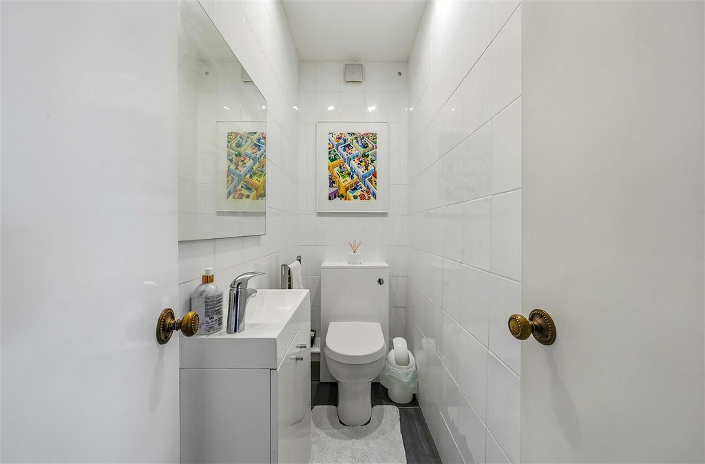 Additional image 13 of 4 bed detached bungalow for saleHeathview Avenue, Crayford, Dartford DA1