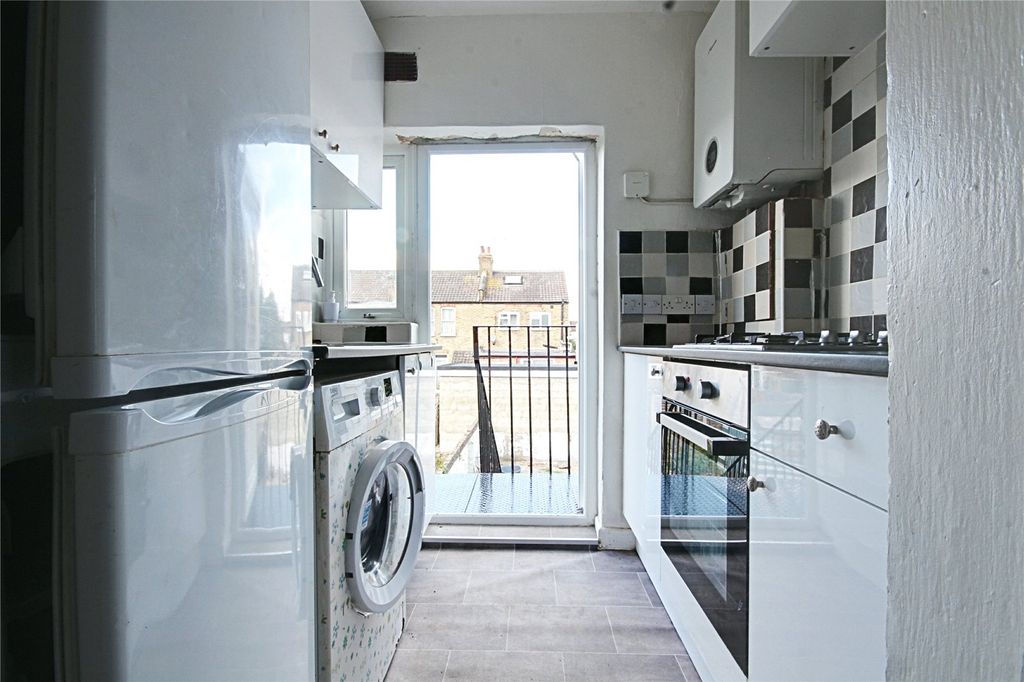 Property photo 2 of 7 Picture No. 02