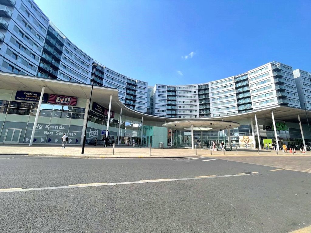 Property photo 1 of 9 Front Aspect