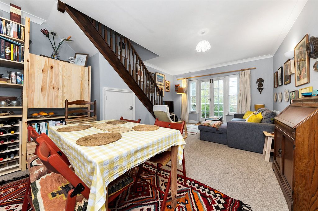 Property photo 2 of 9 Picture No. 21