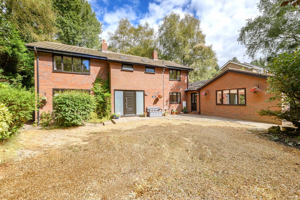 Property photo 1 of 31 Front