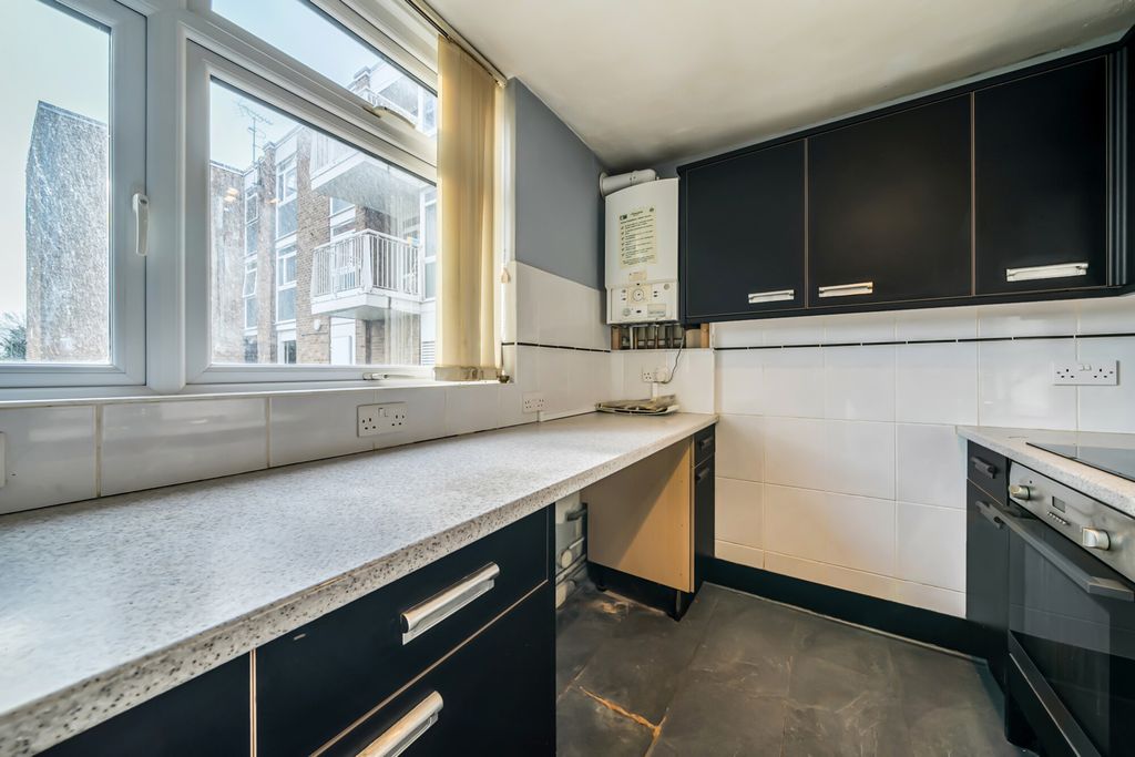 Property photo 2 of 16 Kitchen