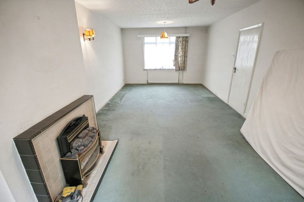 Property photo 3 of 21