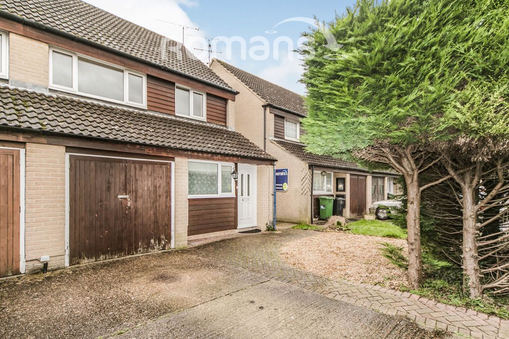 Property photo 1 of 8 d9B4260d-786B-4A41-B