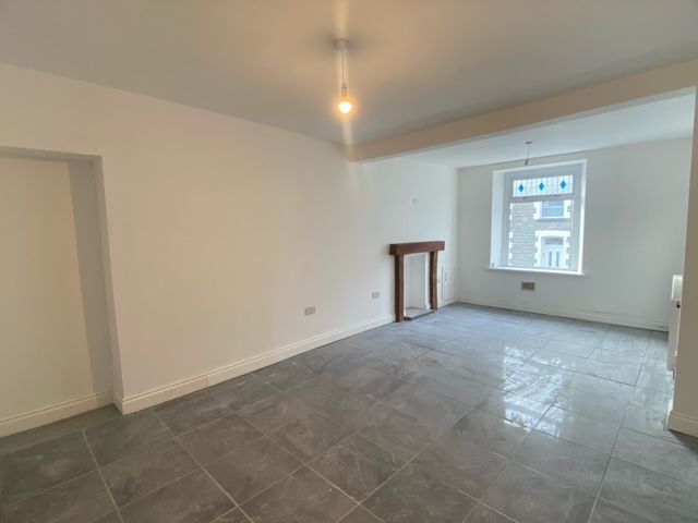 Property photo 2 of 12 Living Room