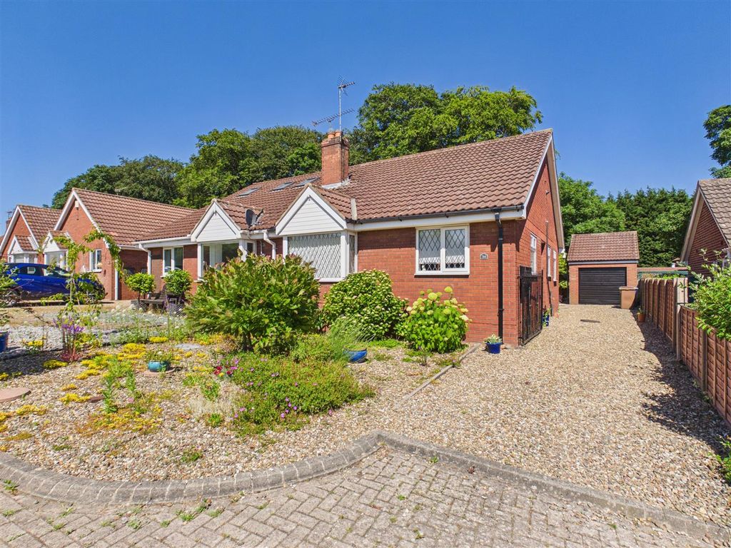 Property photo 1 of 11 Wood View - Main