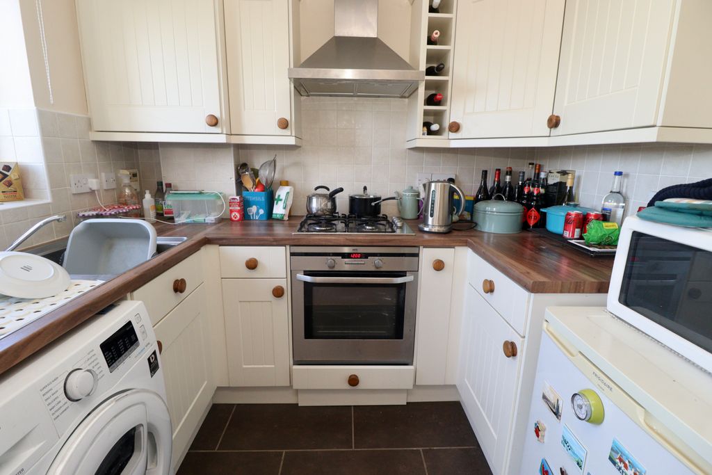 Property photo 3 of 14 Img_4971