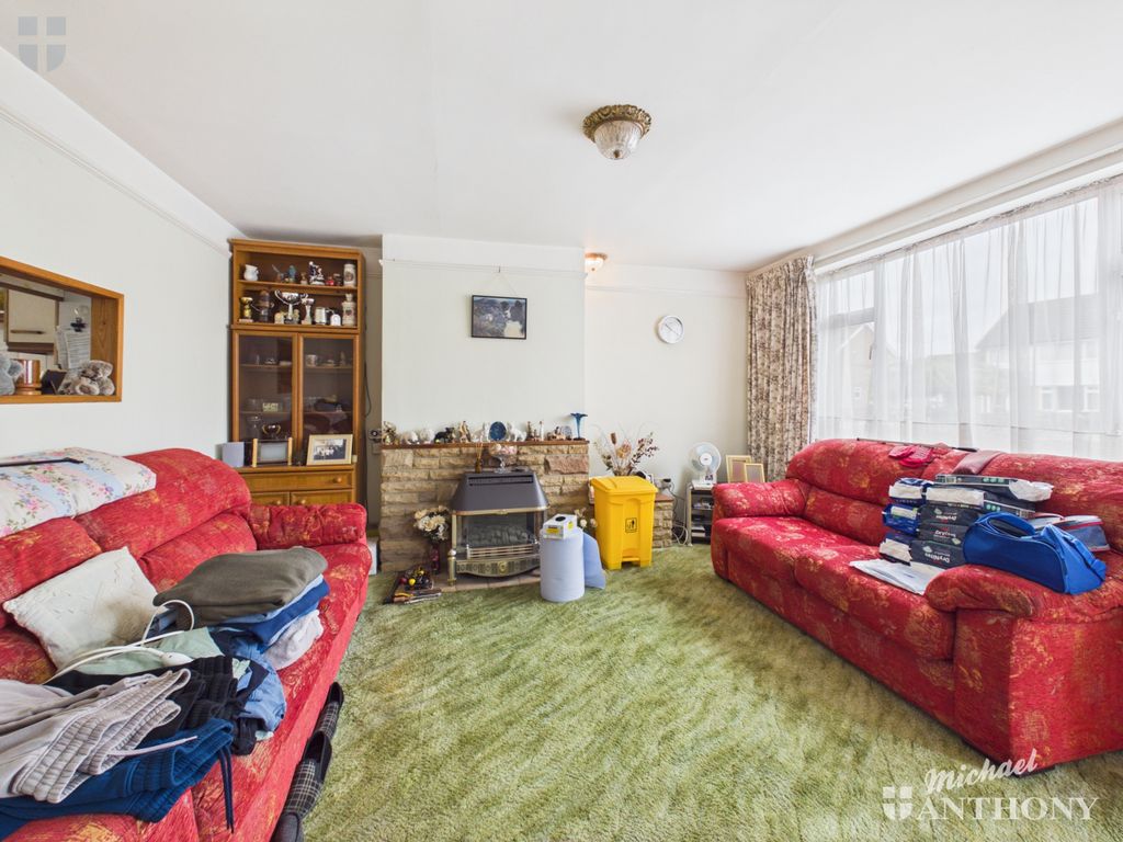 Property photo 2 of 18 Cam03852G0-Pr0787-Still007