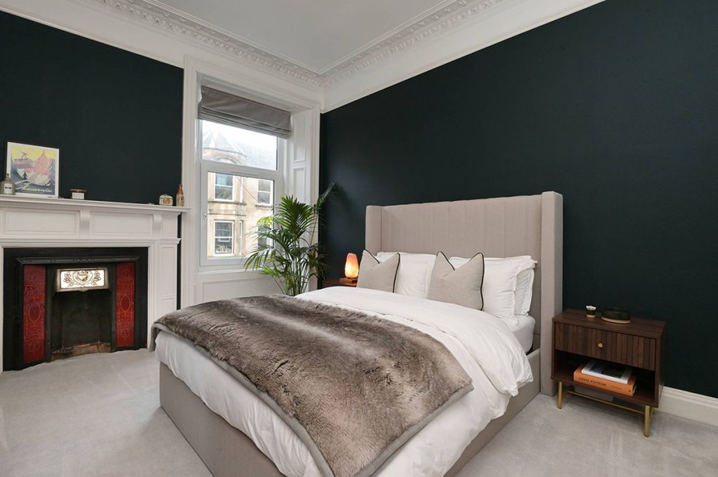 Property photo 2 of 24