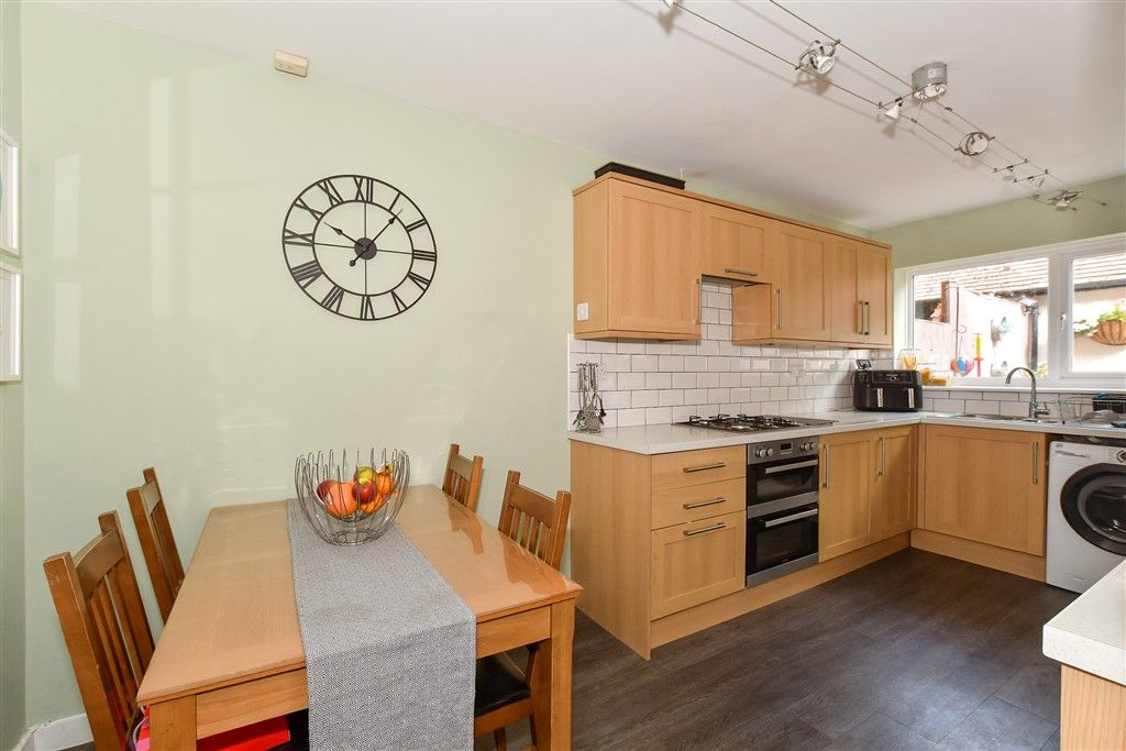 Property photo 3 of 14 Kitchen/ Dining Room