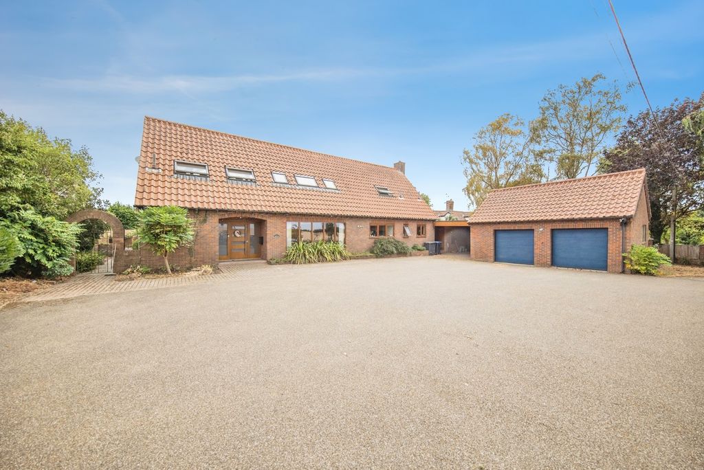 Property photo 1 of 38 Pbox-Img.Jpg