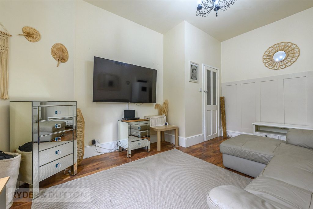 Property photo 2 of 19 Living Room