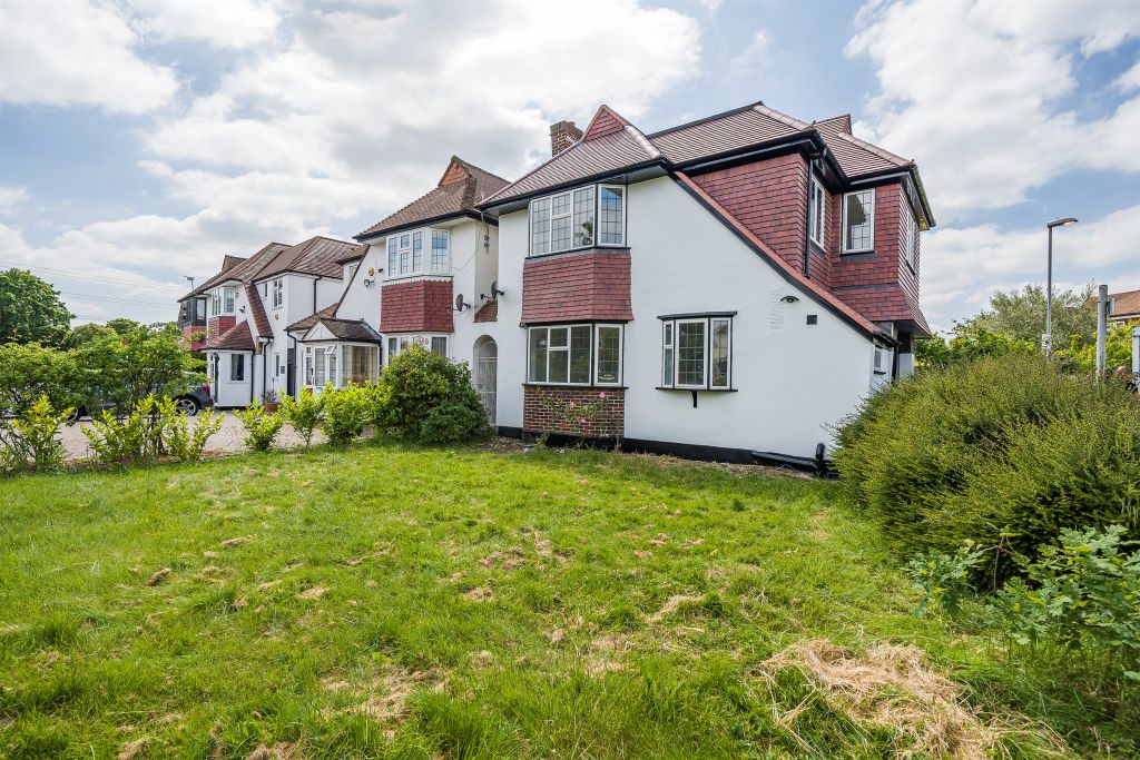 Property photo 1 of 14