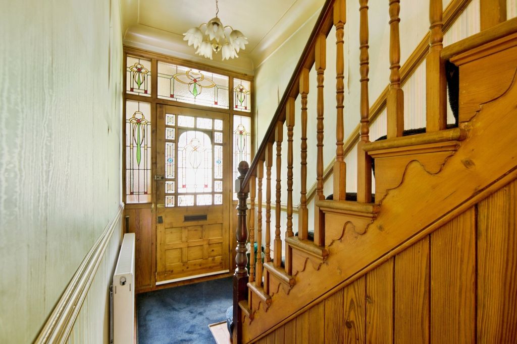 Property photo 2 of 19 Pbox-Img.Jpg