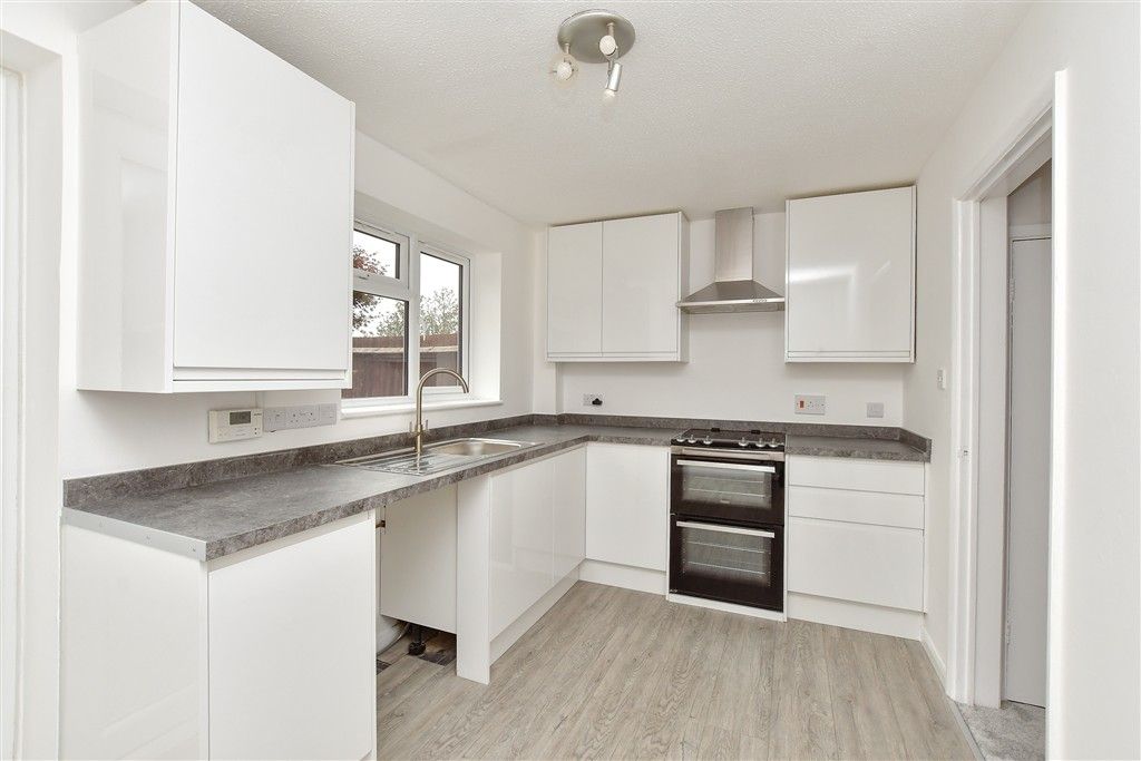 Property photo 3 of 10 Kitchen/Diner