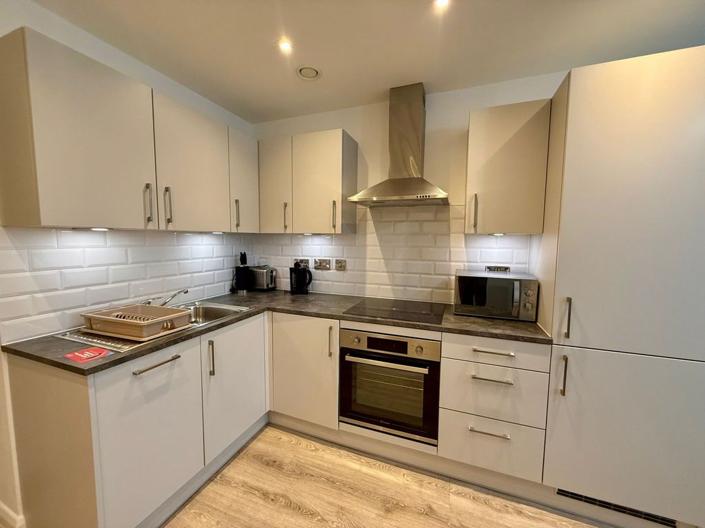 Property photo 2 of 6 Gallery