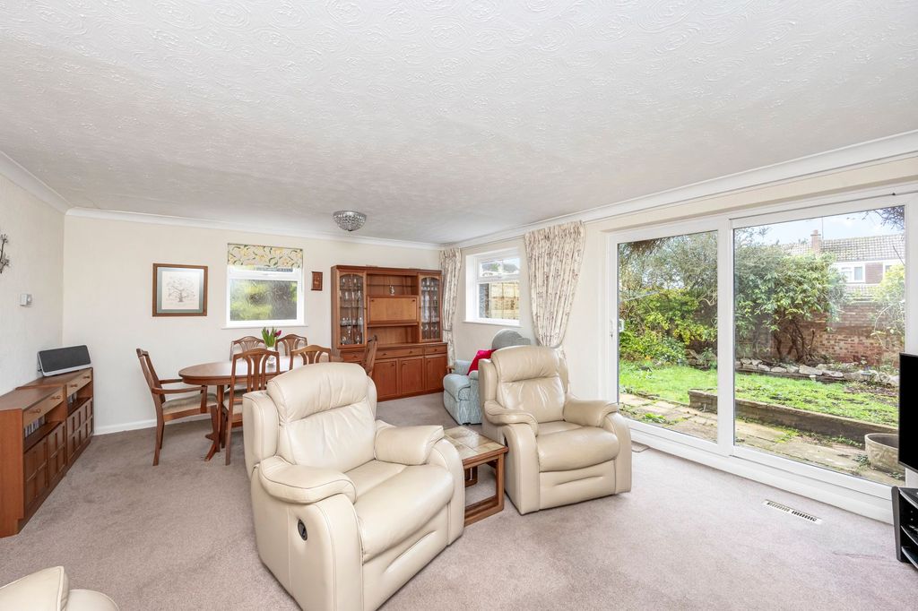 Property photo 3 of 21