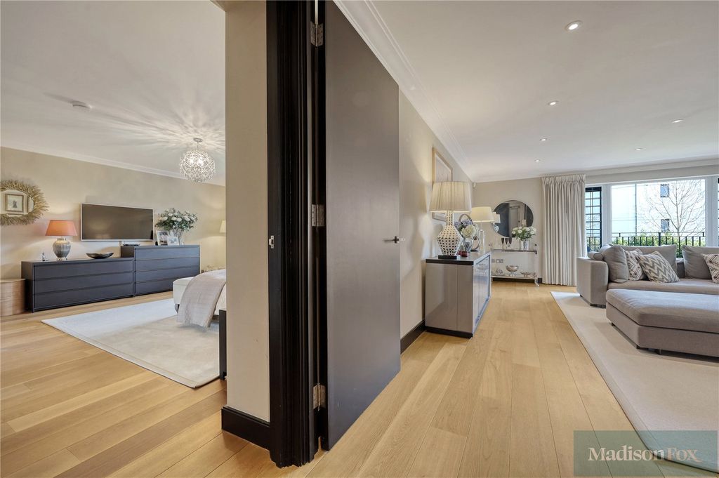 Additional image 27 of 3 bed flat for saleHigh Road, Chigwell, Essex IG7