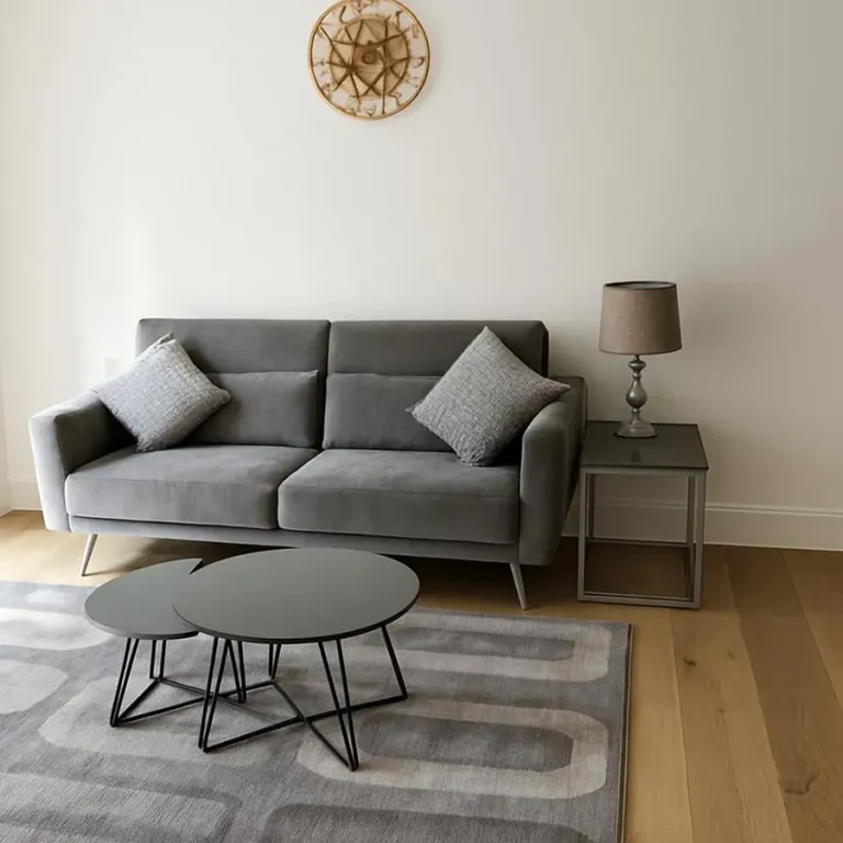 Property photo 2 of 12