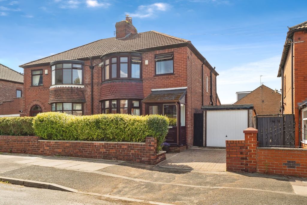 Property photo 1 of 17 Photo