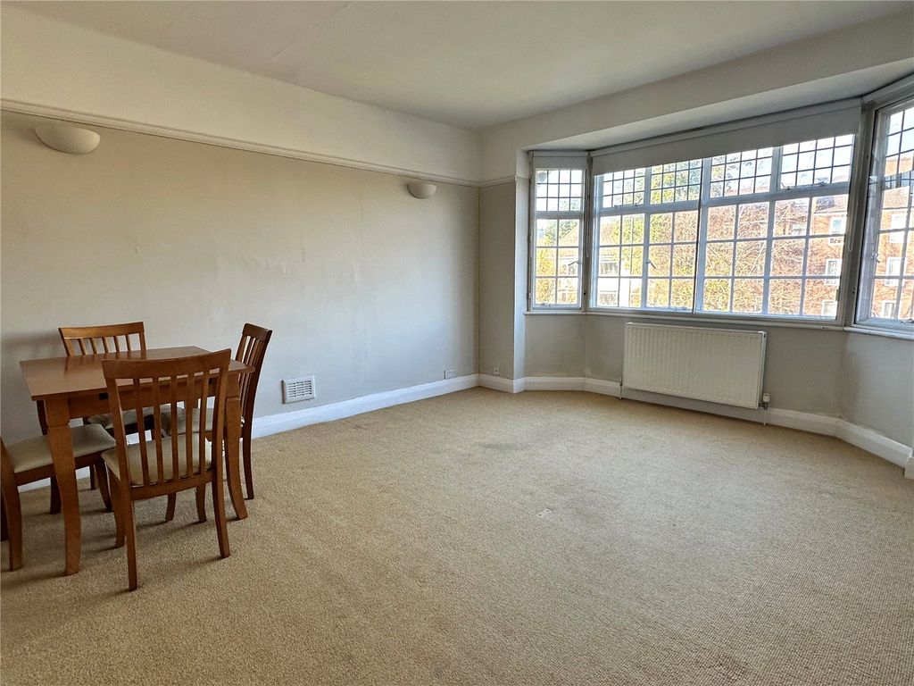 Property photo 2 of 15 Picture No. 24