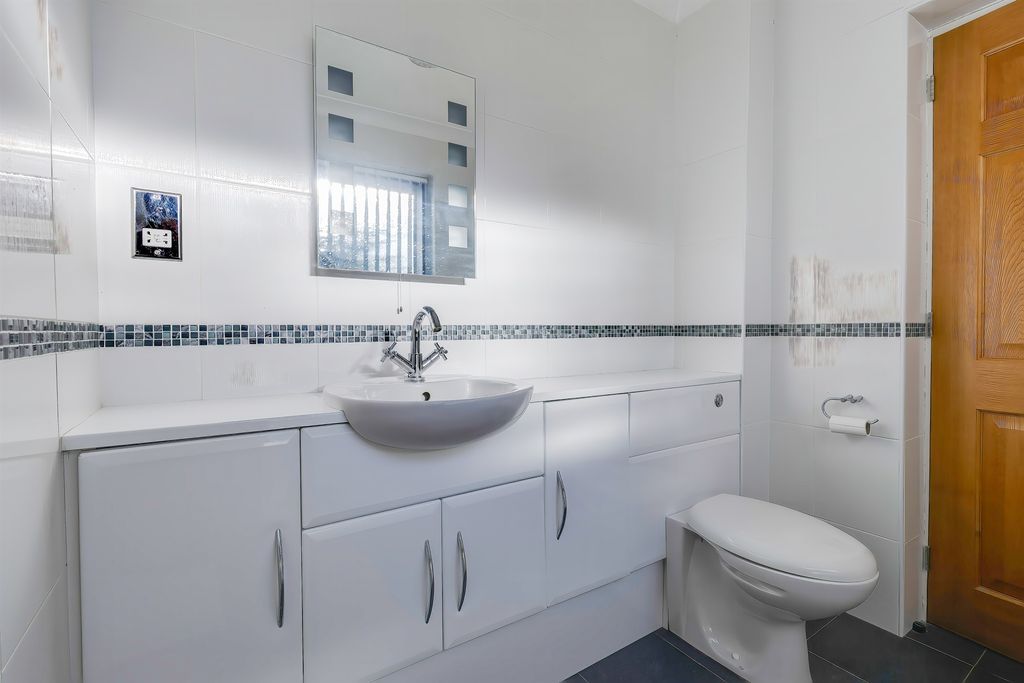 房产图片 16 - 出售独立别墅，四卧室，Holly Grove，Lisvane，卡迪夫 CF14